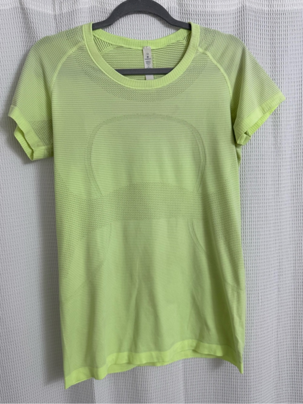 Lululemon Short Sleeve Tee